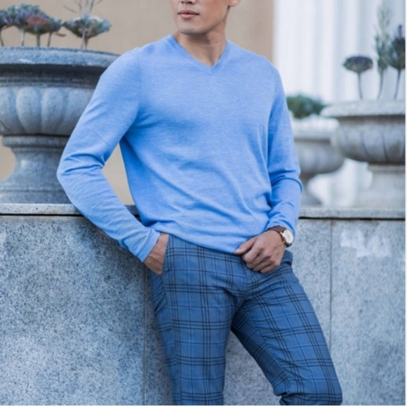 Alan Flusser Men's Sky Blue Cotton Cashmere V Neck Sweater Medium - Picture 1 of 7